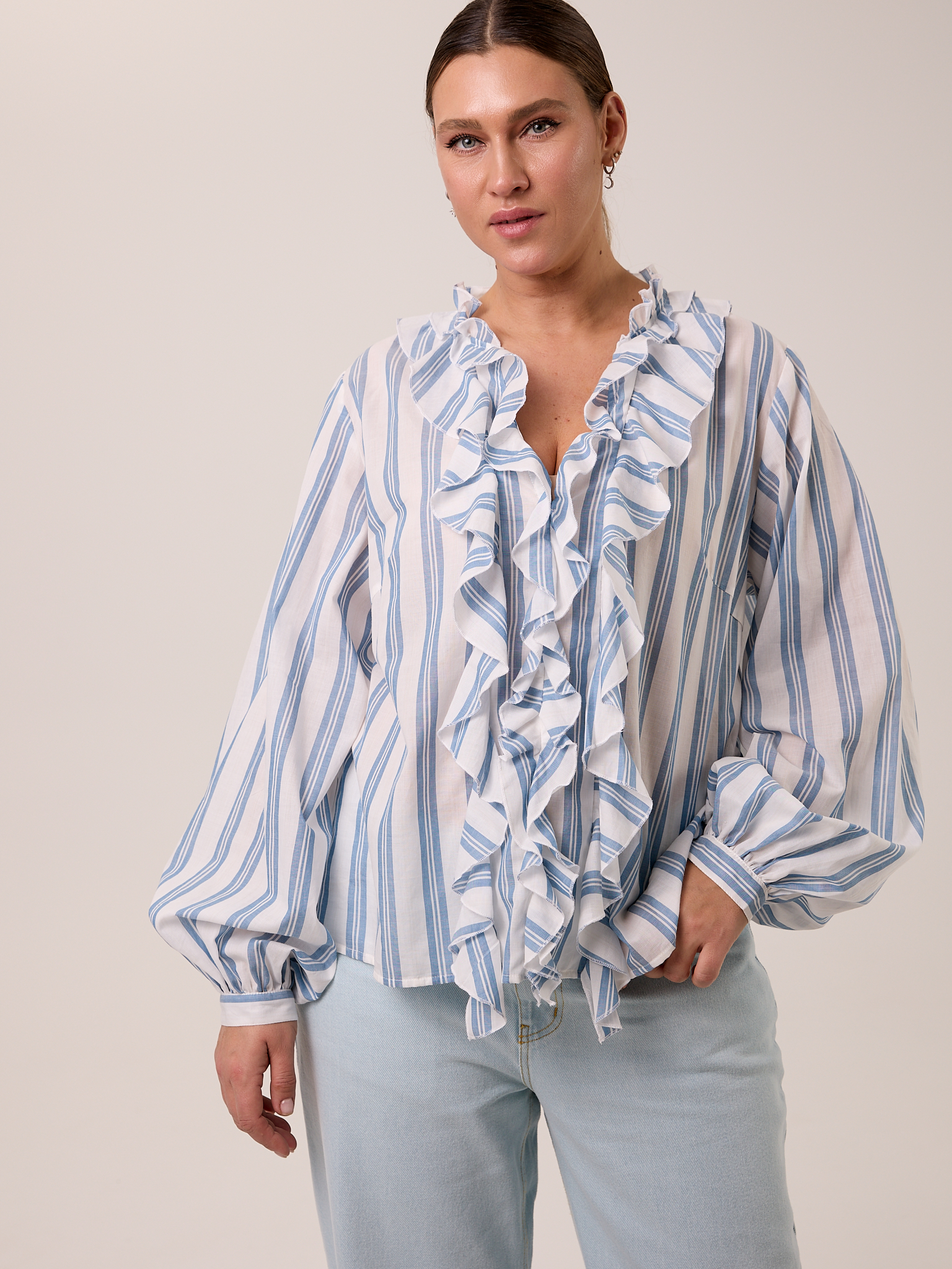 Рубашки и блузоны